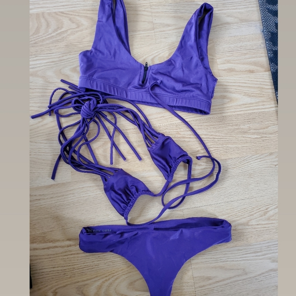 Stone Fox Swim Size Small set of three